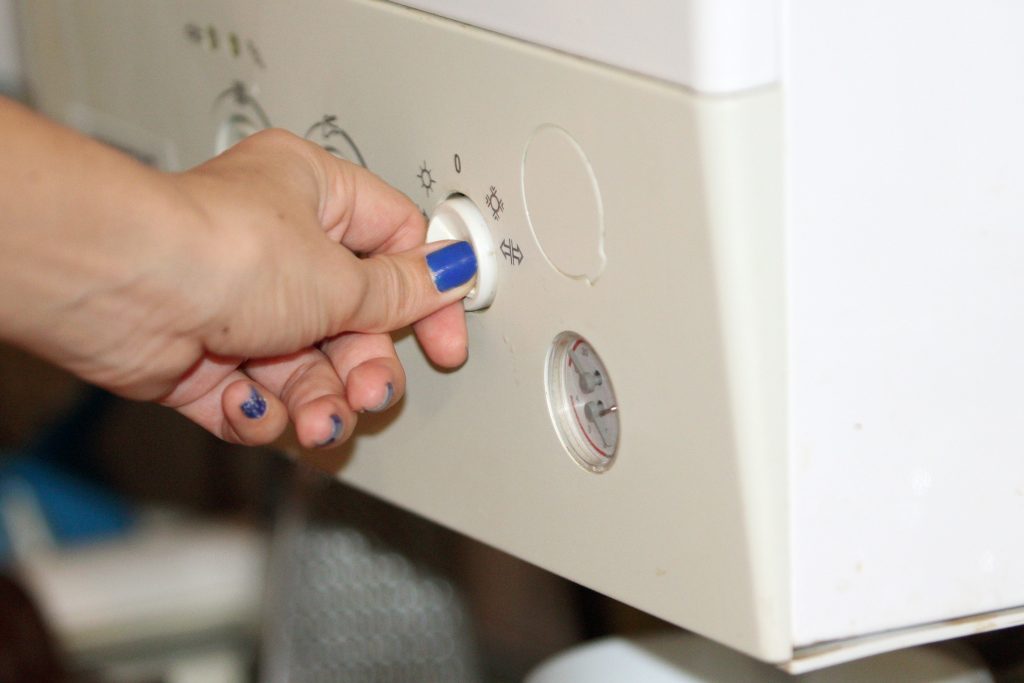 Centralele pe gaze ar putea fi interzise din 2025. Propunerea Agenției Internaționale pentru Energie