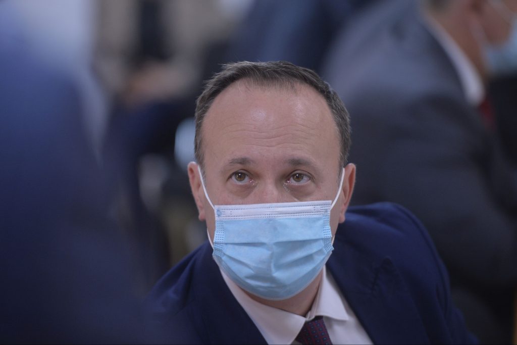 Ministrul Finanțelor asigură plata tuturor drepturilor salariale până la sfârșitul anului