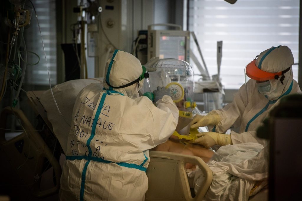 Statele Unite au trecut de jumătate de milion de morți din cauza COVID