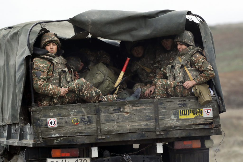 Armata obligatorie. Partidul AUR vrea stagiu militar pentru toată lumea