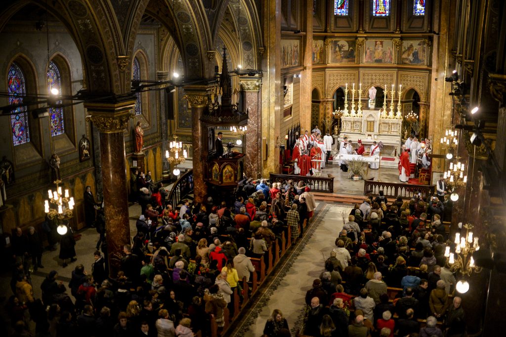 Medicii din Timișoara, prezenți în biserici pentru a discuta cu enoriașii despre riscurile COVID-19