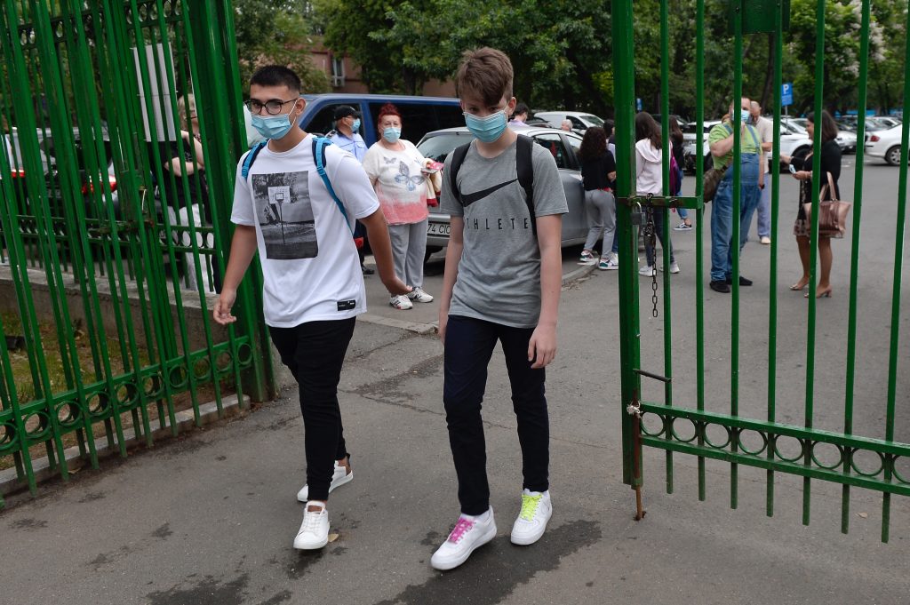 elevi Evaluare Națională