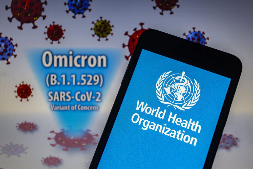 Omicron reprezintă un risc global "foarte ridicat", lumea trebuie să se pregătească