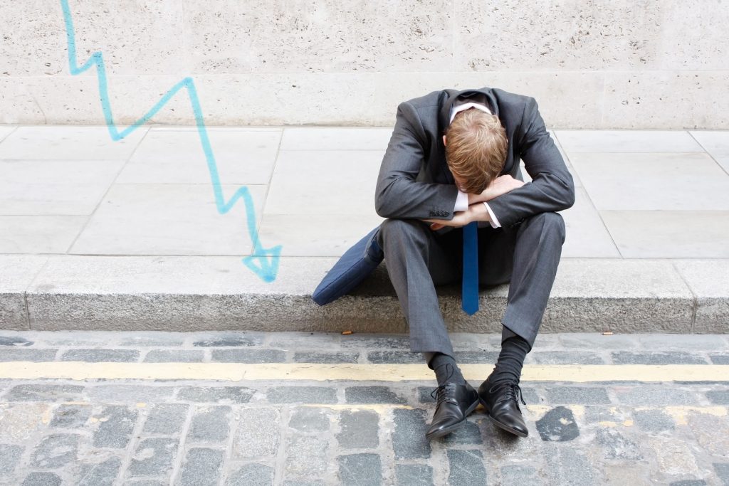 Sondaj Reuters: Economia zonei euro este probabil deja într-o nouă recesiune