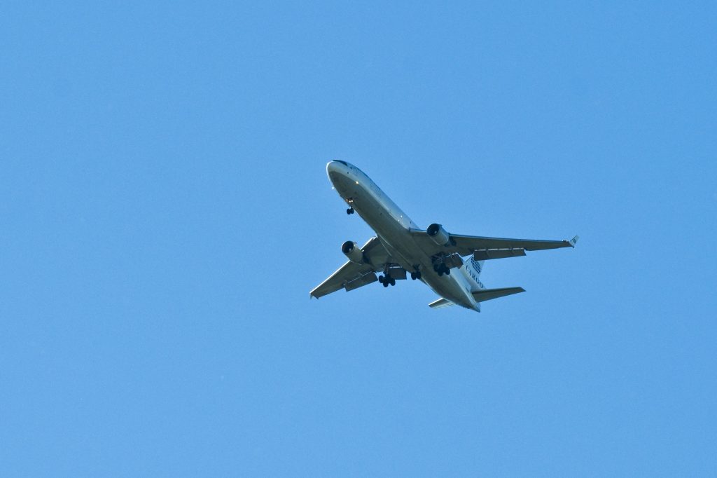 avion-operat-de-un-singur-pilot