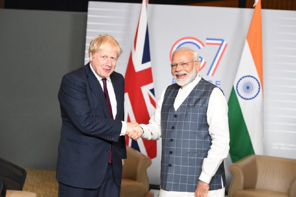 Johnson și Modi